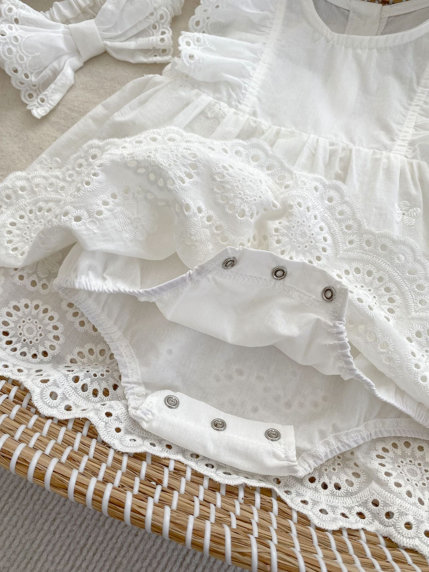 Design Summer Girls Floral Embroidered Hollow Out Short Sleeves Onesies Dress-4