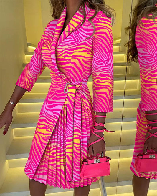 Autumn Women'S Sexy V-Neck Fashionable Printed Strap with Waist Cinched Pleated Five Quarter Sleeves Knee Length Dress