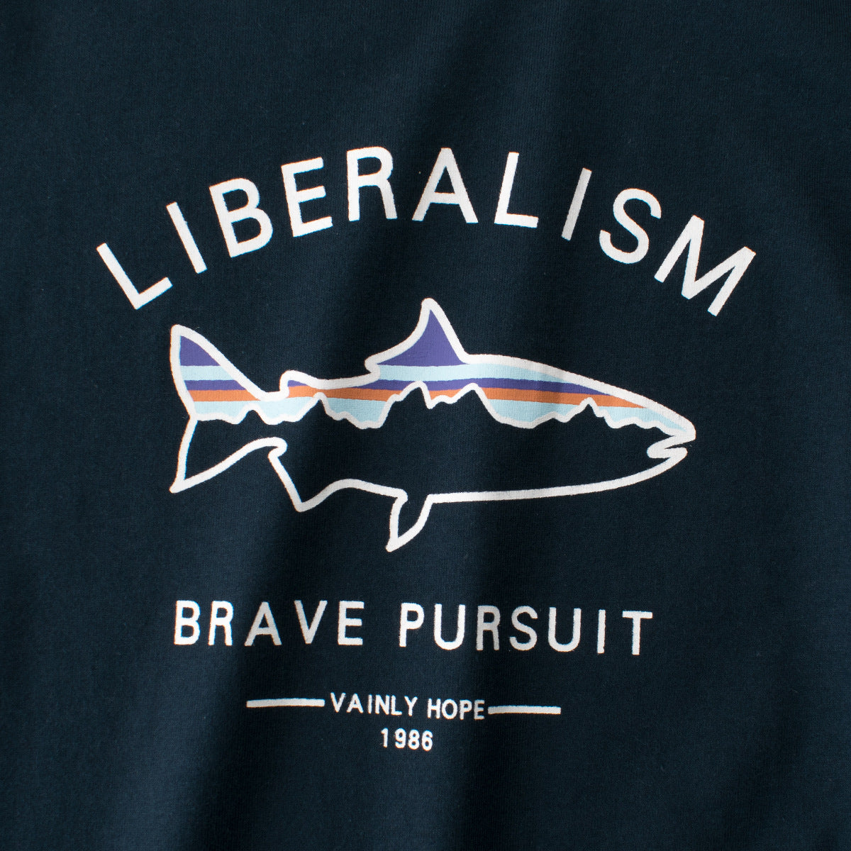 Boys’ Shark Printed T-shirt in European and American Style-2